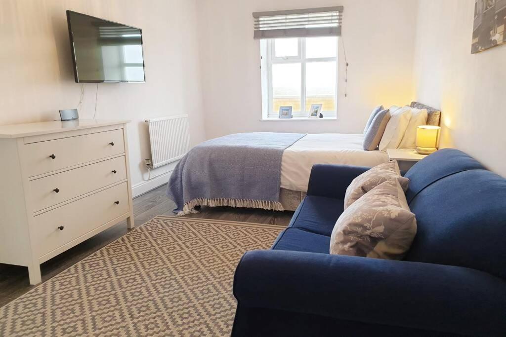 Plas Darien-3 Bed Apt- Sea Views - Sleeps 5 Trearddur Ngoại thất bức ảnh