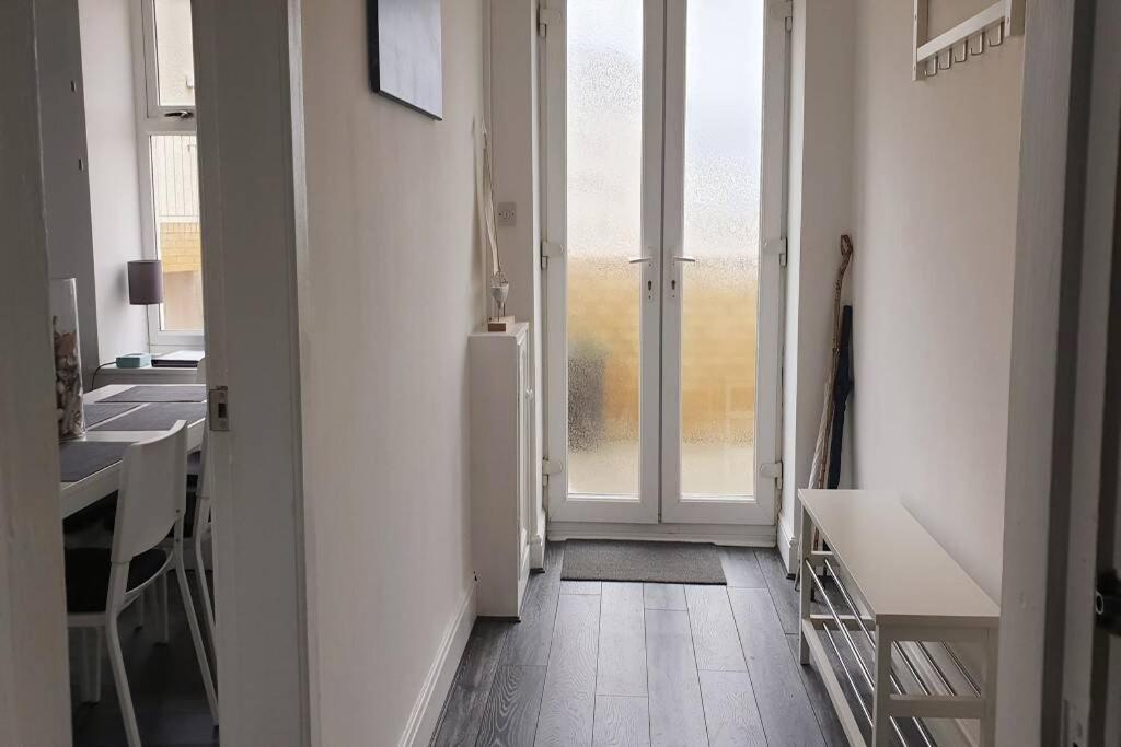 Plas Darien-3 Bed Apt- Sea Views - Sleeps 5 Trearddur Ngoại thất bức ảnh