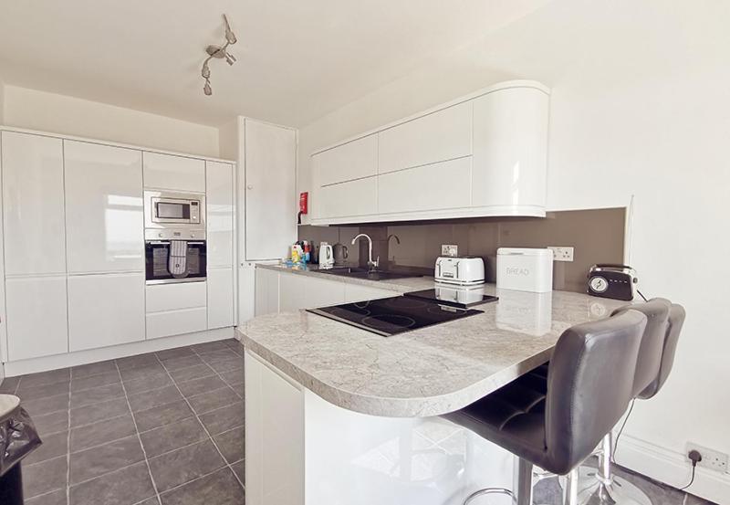 Plas Darien-3 Bed Apt- Sea Views - Sleeps 5 Trearddur Ngoại thất bức ảnh